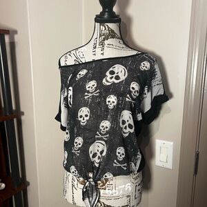 Skull Print Off-Shoulder Tie Front Top - Black/White